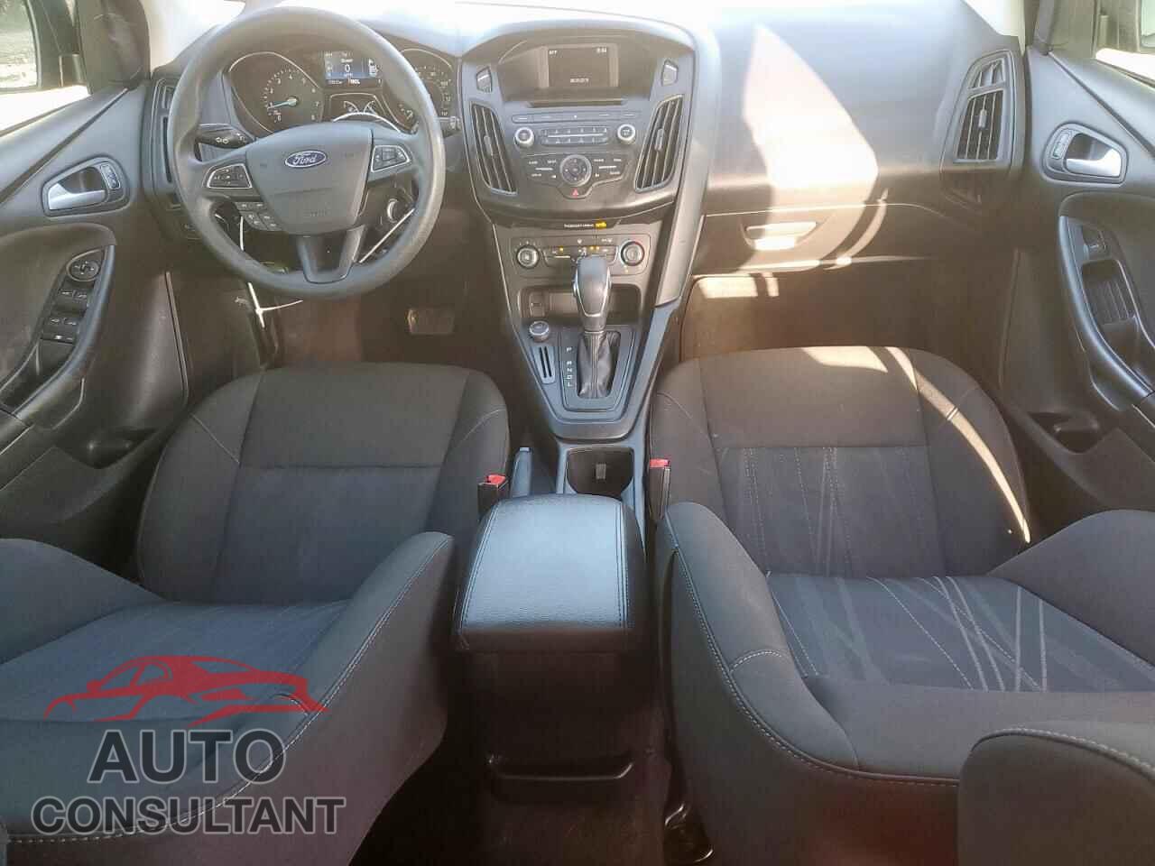 FORD FOCUS 2017 - 1FADP3K20HL342321