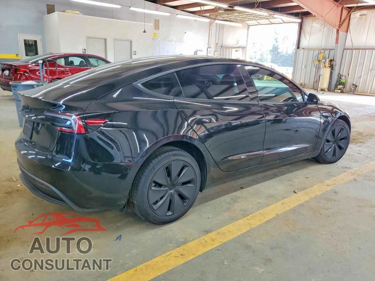 TESLA MODEL 3 2026 - 5YJ3E1EA1TF195845