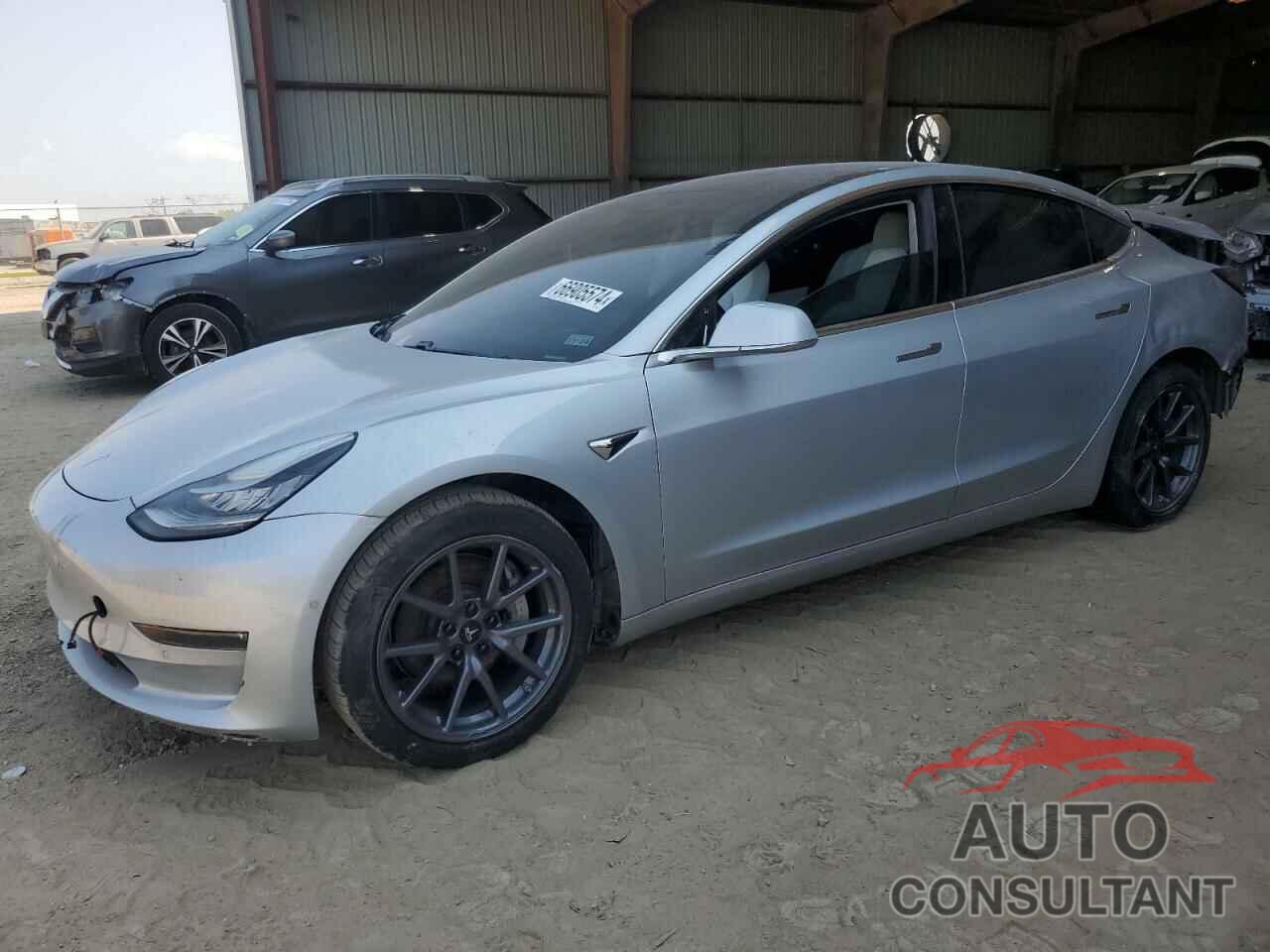 TESLA MODEL 3 2018 - 5YJ3E1EB5JF074838