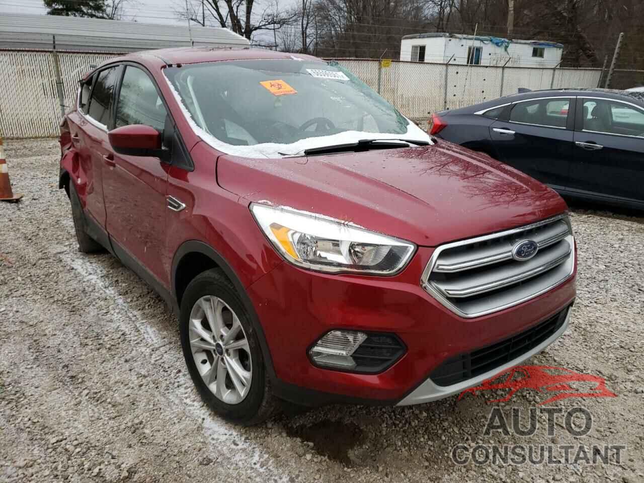 FORD ESCAPE 2017 - 1FMCU0GD8HUD83504