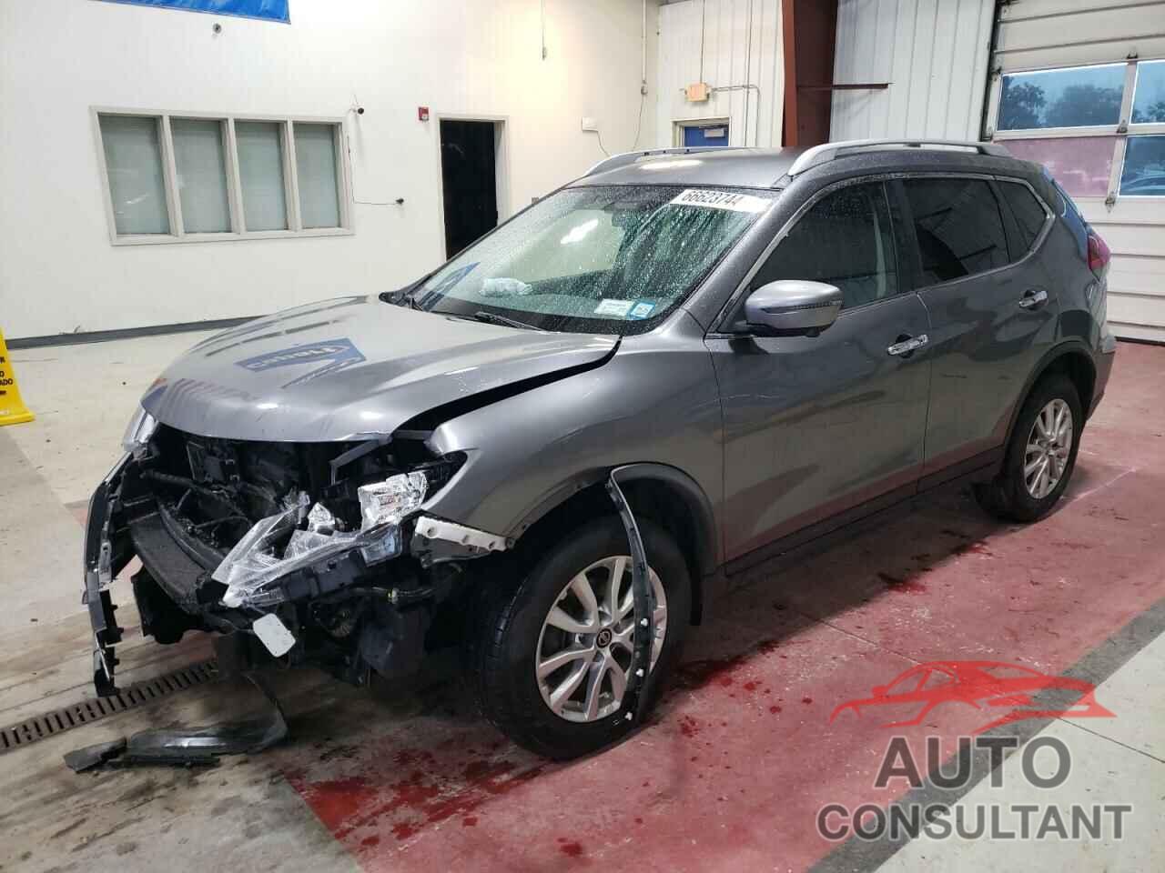 NISSAN ROGUE 2018 - KNMAT2MV1JP616523