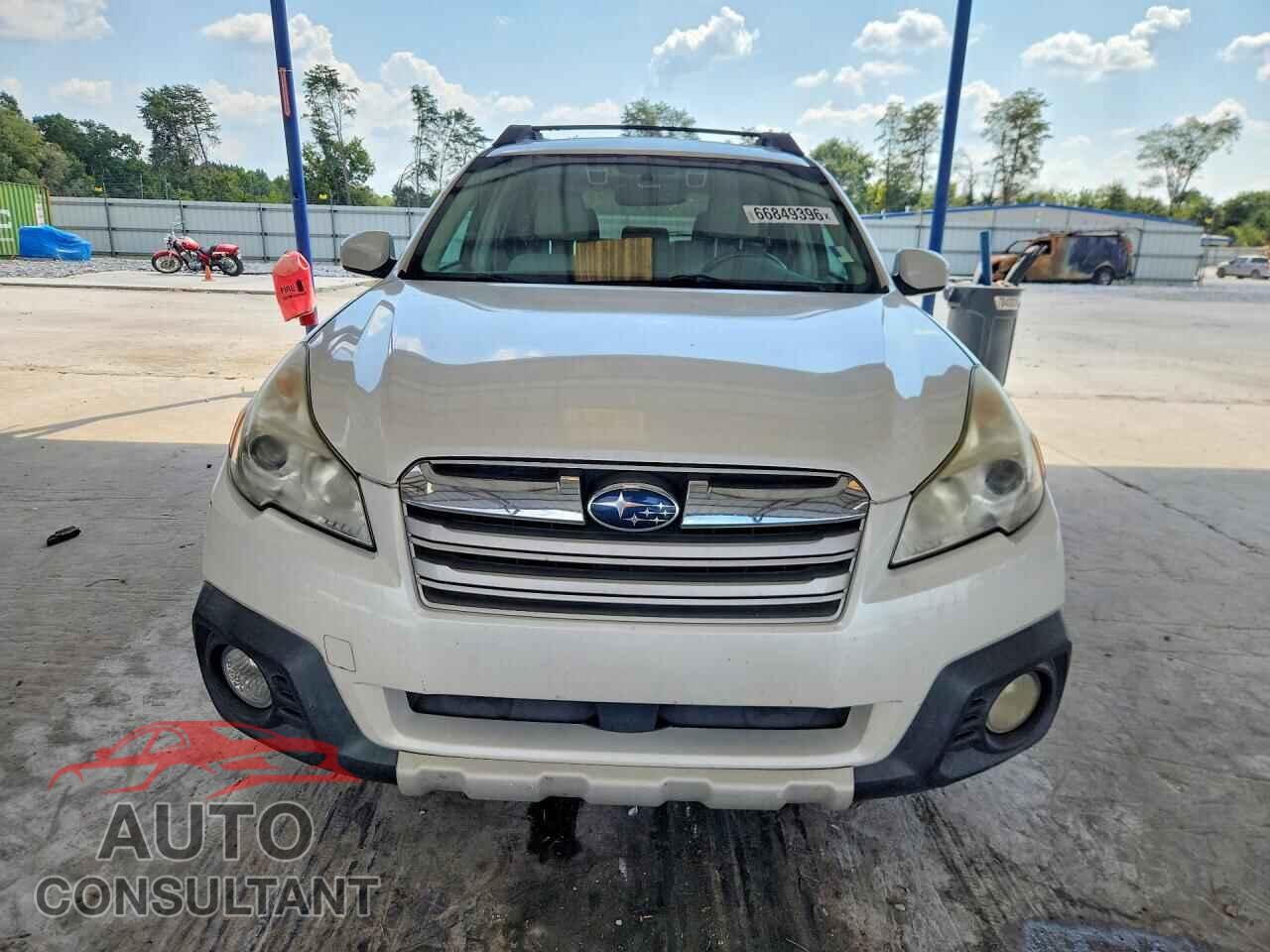 SUBARU OUTBACK 2013 - 4S4BRCPC8D3226058