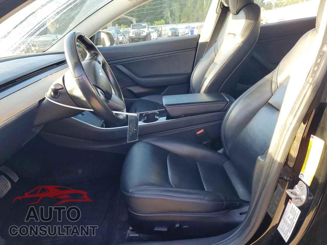 TESLA MODEL 3 2018 - 5YJ3E1EA3JF045894