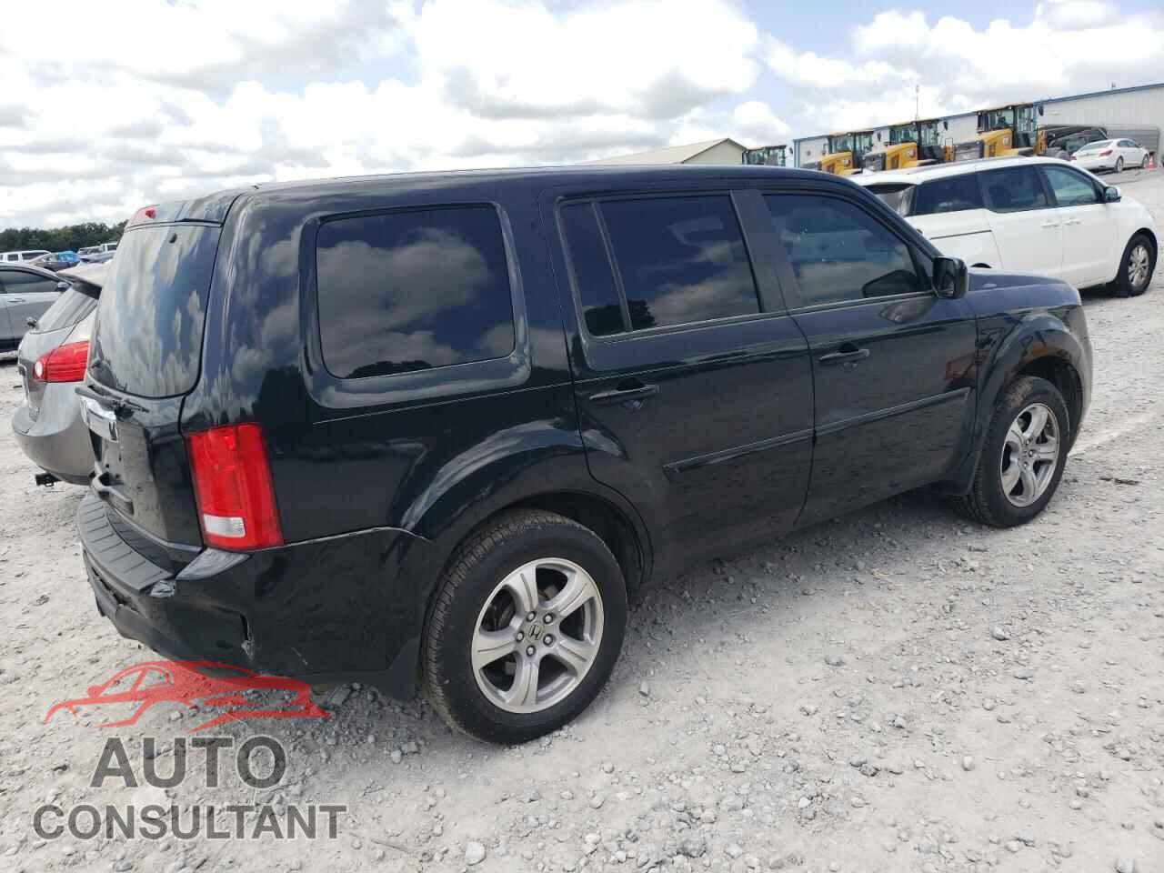 HONDA PILOT 2013 - 5FNYF3H67DB006252