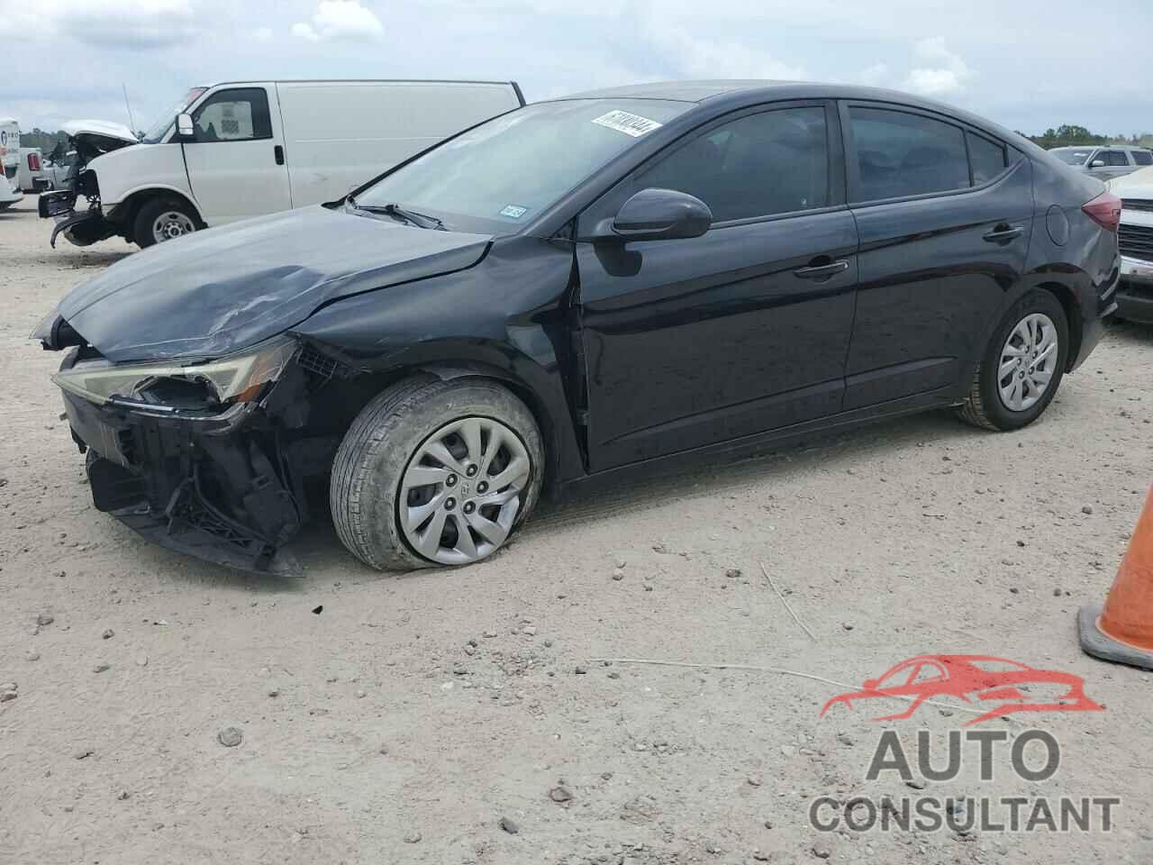 HYUNDAI ELANTRA 2019 - KMHD74LF5KU816701