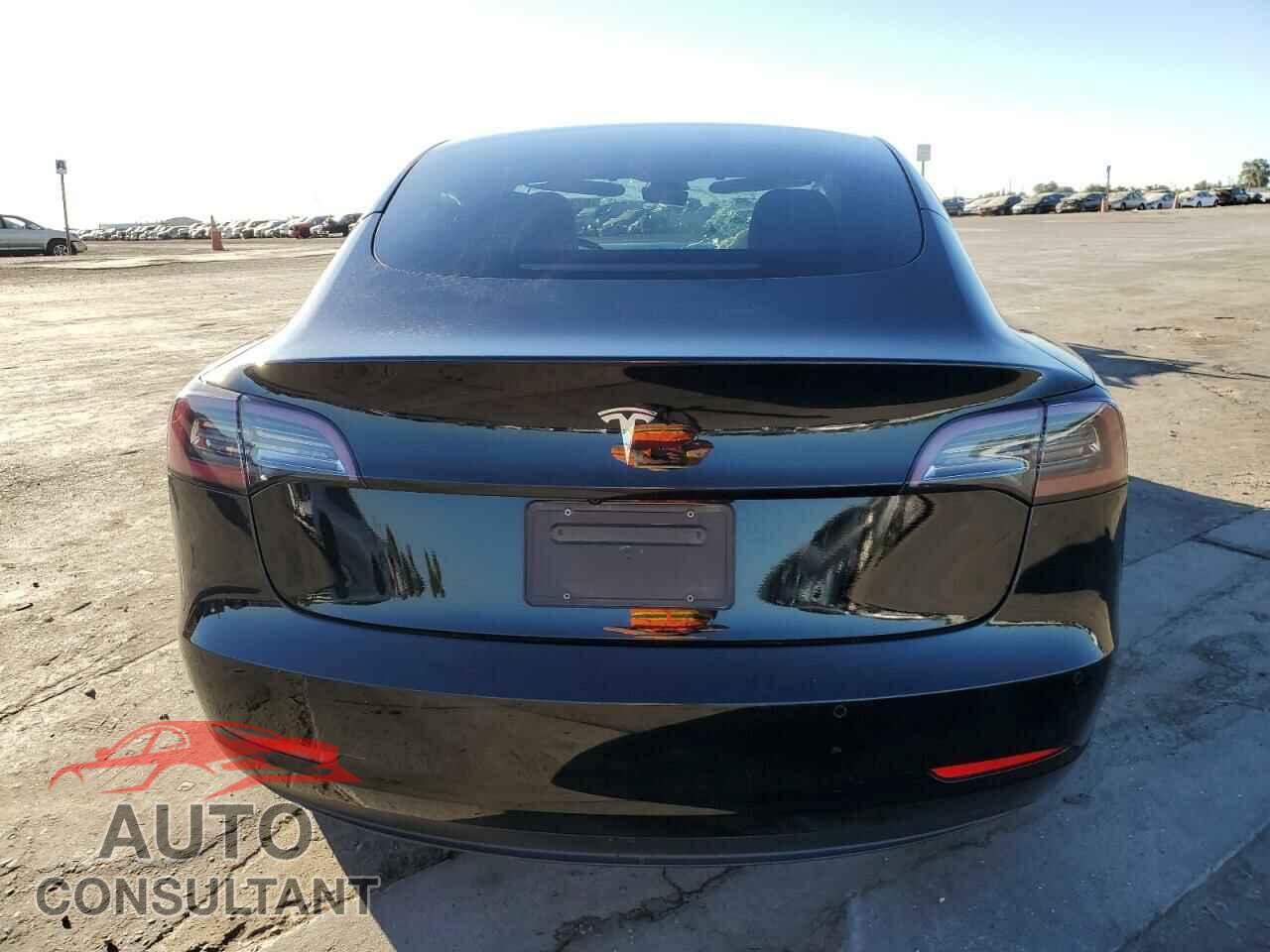 TESLA MODEL 3 2022 - 5YJ3E1EA7NF325842