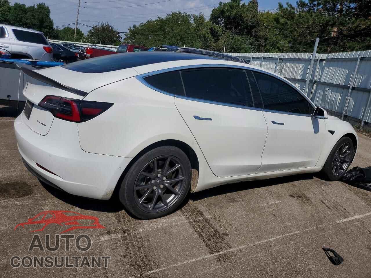 TESLA MODEL 3 2020 - 5YJ3E1EB8LF637755