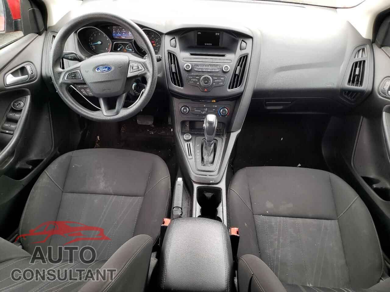 FORD FOCUS 2016 - 1FADP3K28GL268466