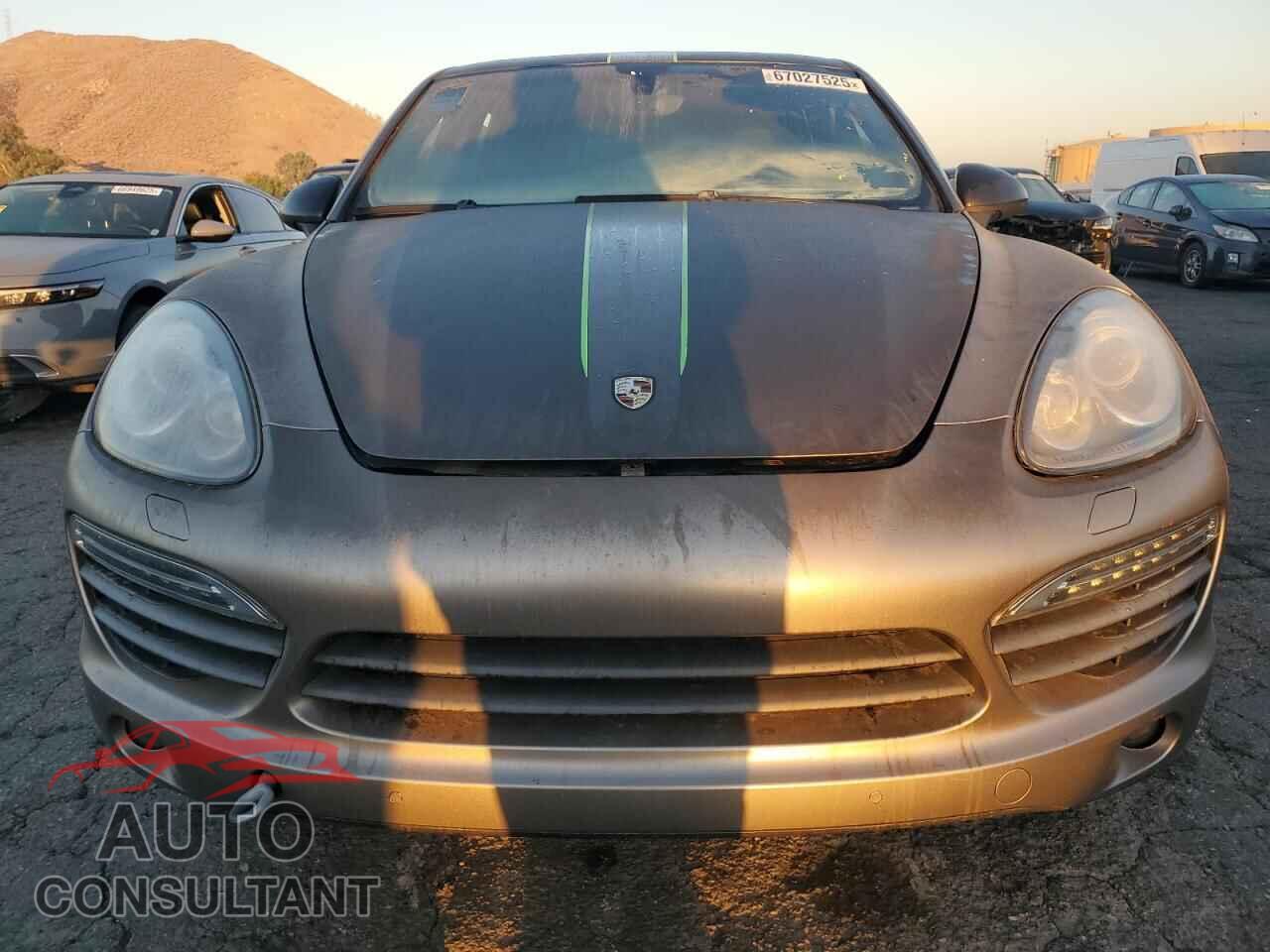 PORSCHE CAYENNE 2012 - WP1AE2A29CLA90588