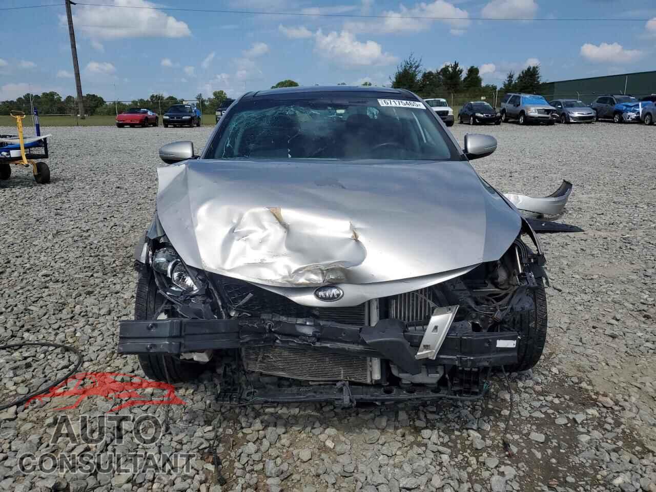 KIA OPTIMA 2013 - 5XXGR4A60DG241009