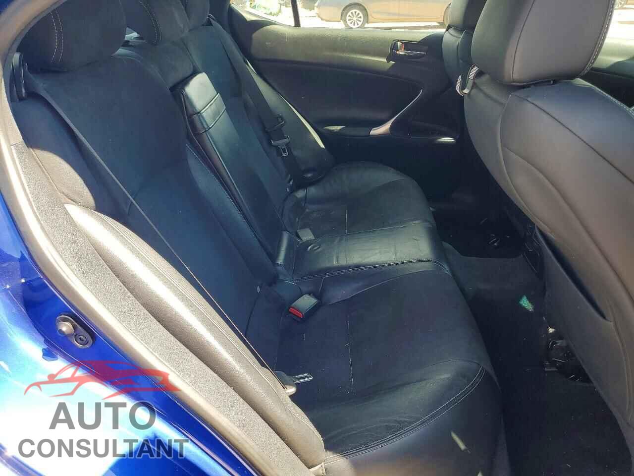 LEXUS IS 2011 - JTHBE5C23B5026438