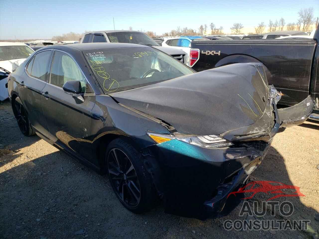 TOYOTA CAMRY 2018 - 4T1B61HK7JU576810