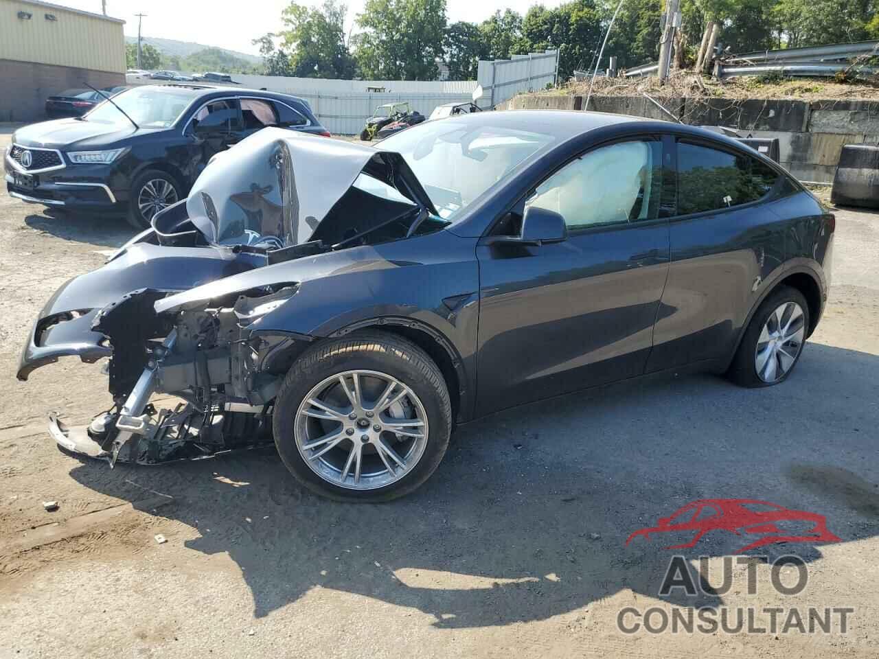 TESLA MODEL Y 2024 - 7SAYGDEE0RA248628