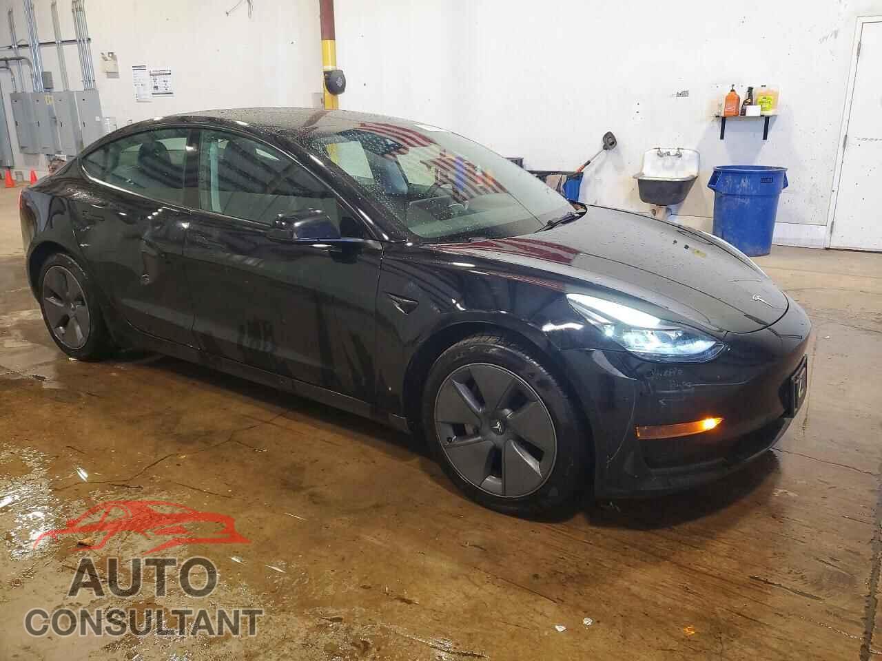 TESLA MODEL 3 2022 - 5YJ3E1EA9NF368501