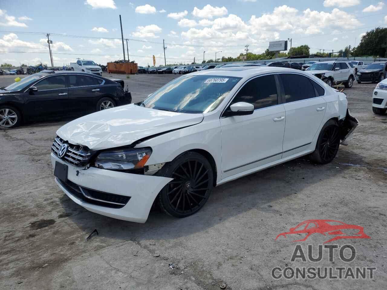 VOLKSWAGEN PASSAT 2013 - 1VWCH7A38DC002698