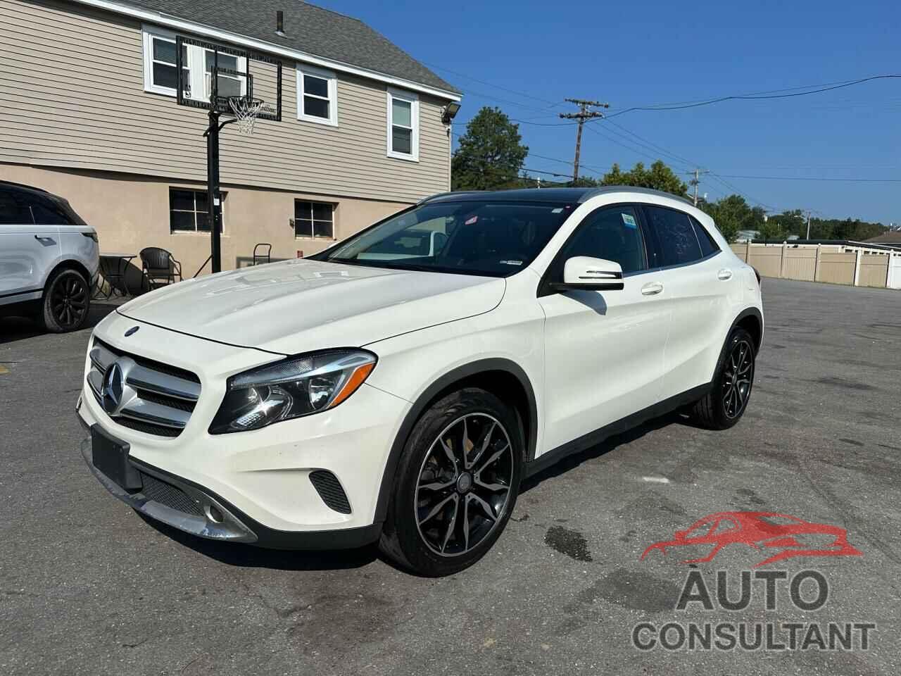 MERCEDES-BENZ GLA-CLASS 2015 - WDCTG4GB4FJ053689