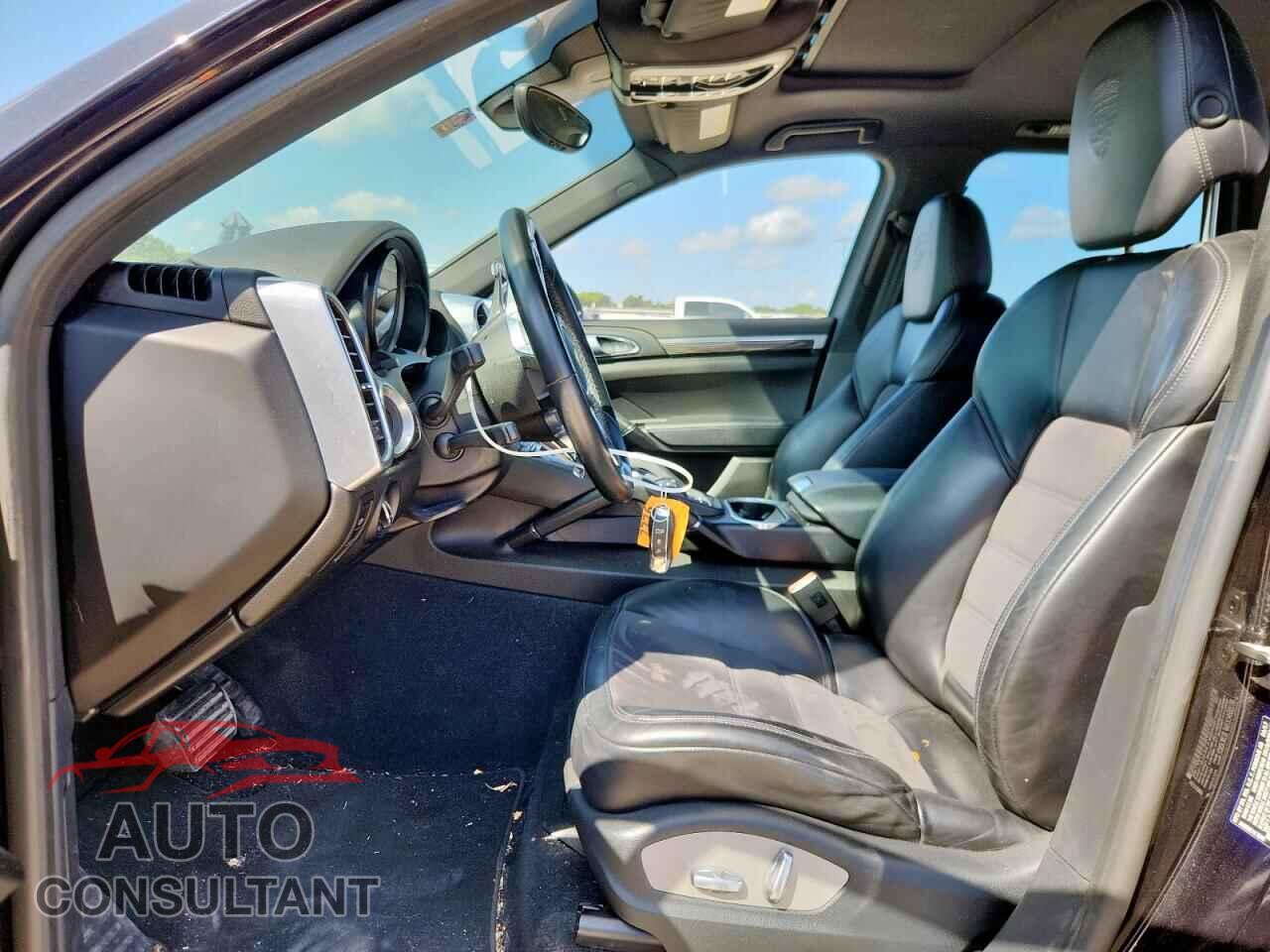 PORSCHE CAYENNE 2017 - WP1AA2A23HKA91406