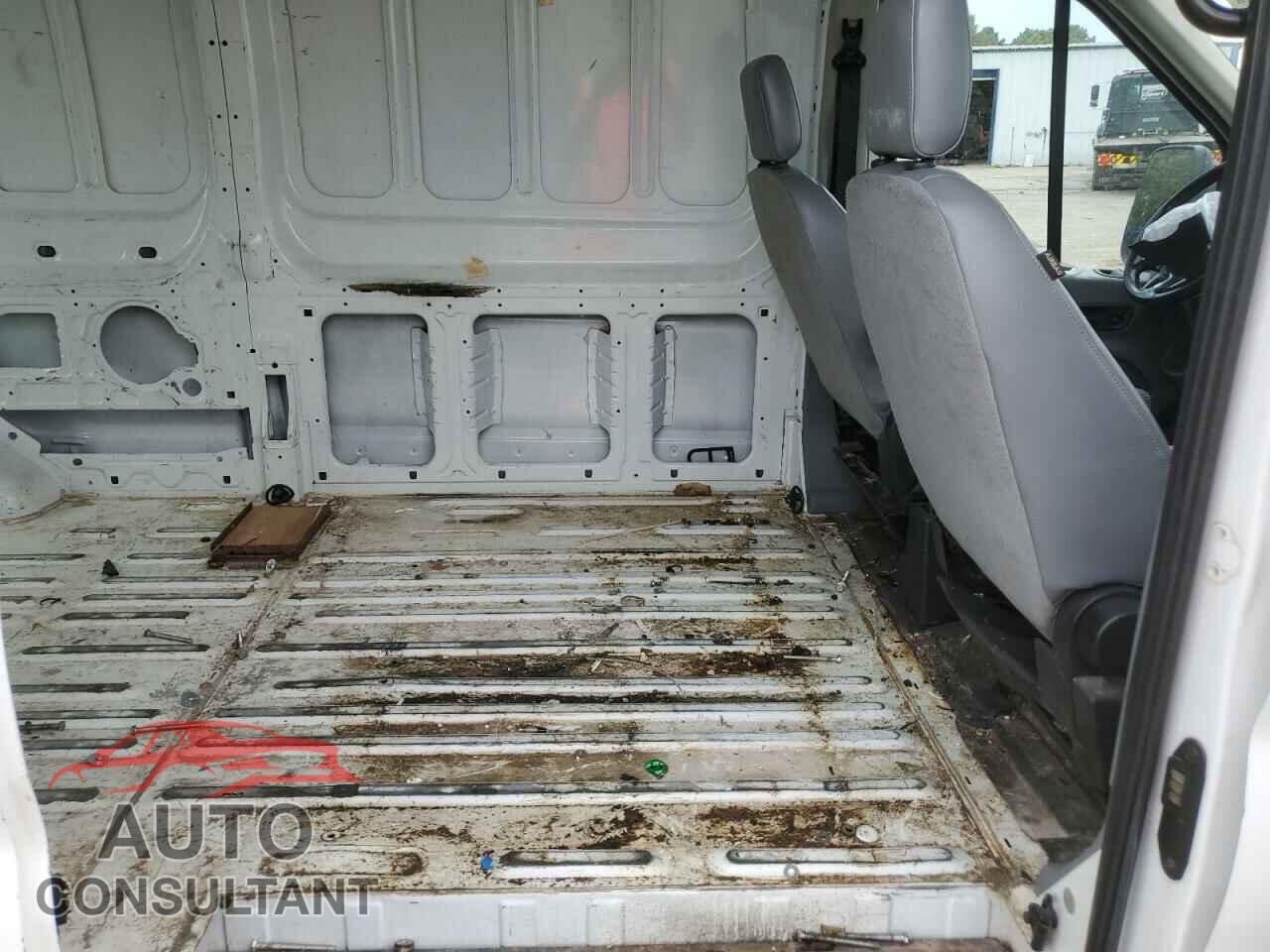 FORD TRANSIT 2019 - 1FTYR2CM3KKB66006