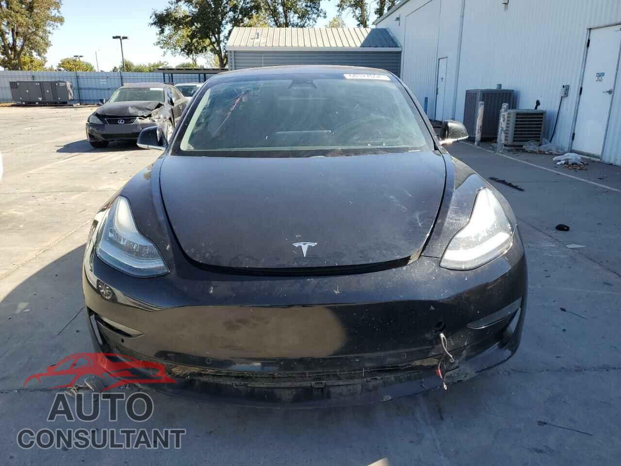 TESLA MODEL 3 2019 - 5YJ3E1EA6KF325178