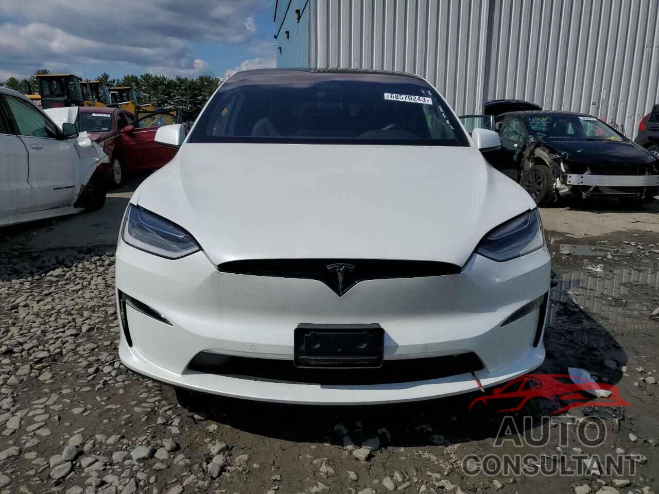 TESLA MODEL X 2022 - 7SAXCBE56NF336012