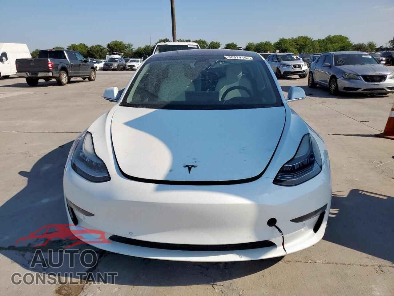 TESLA MODEL 3 2019 - 5YJ3E1EB9KF195065