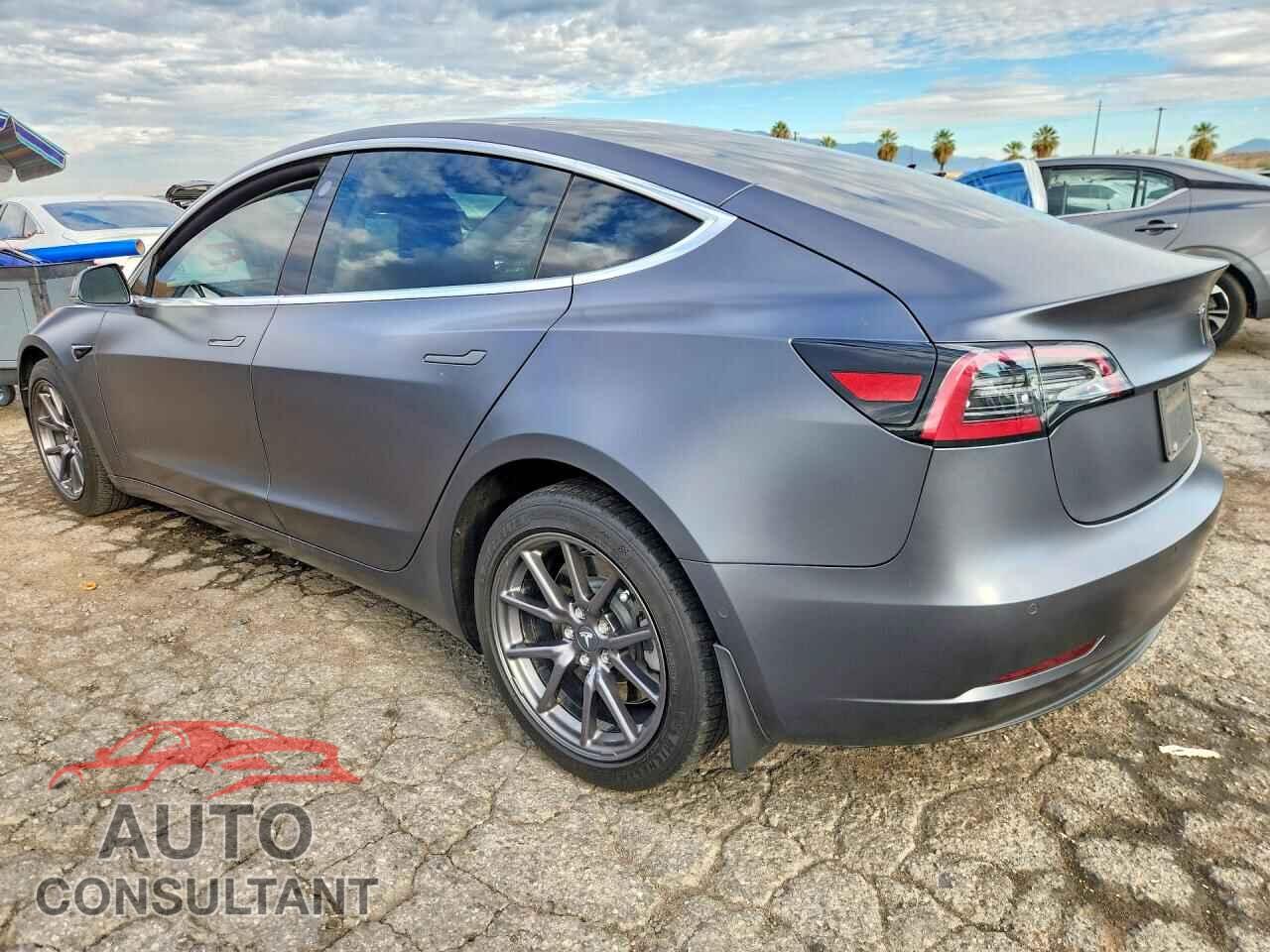 TESLA MODEL 3 2019 - 5YJ3E1EB1KF191799