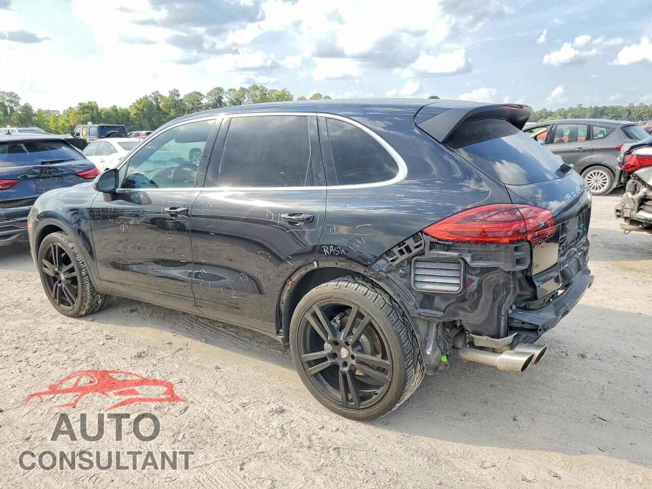 PORSCHE CAYENNE 2015 - WP1AB2A20FLA56701