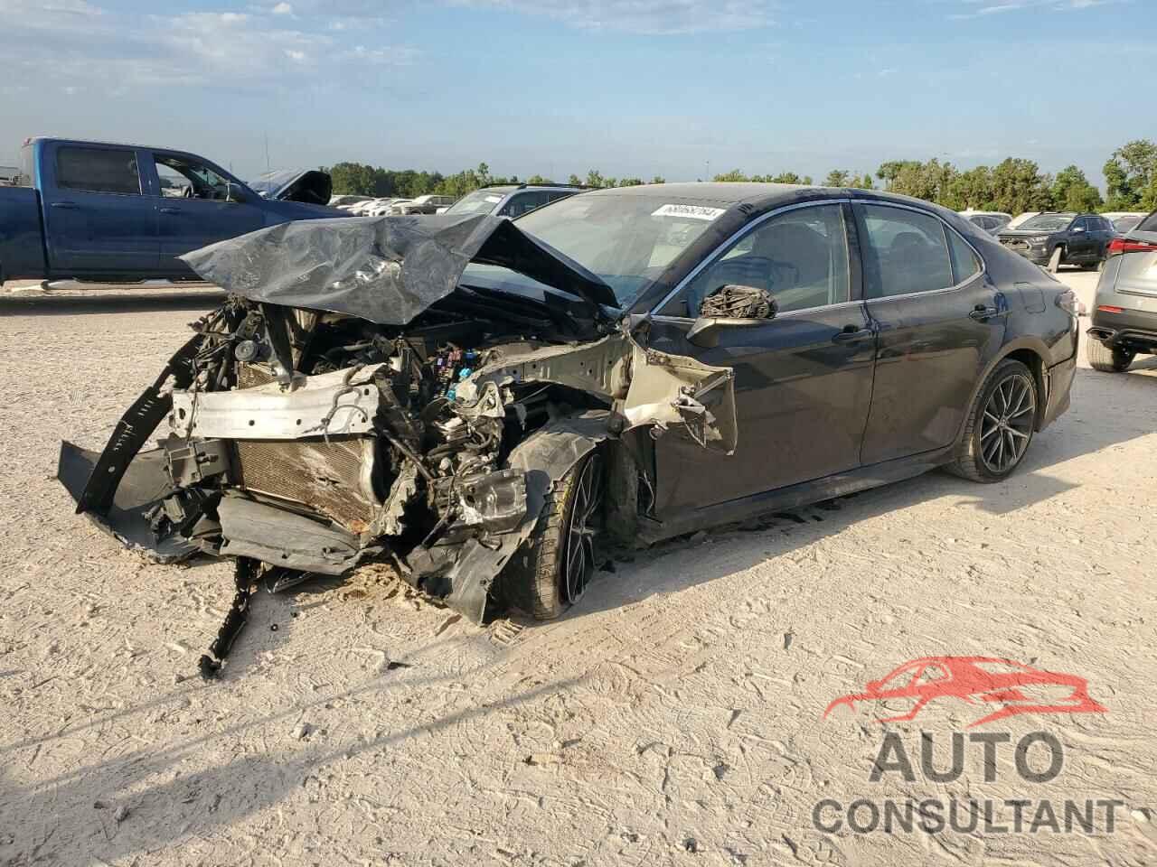 TOYOTA CAMRY 2021 - 4T1G11AK3MU415373