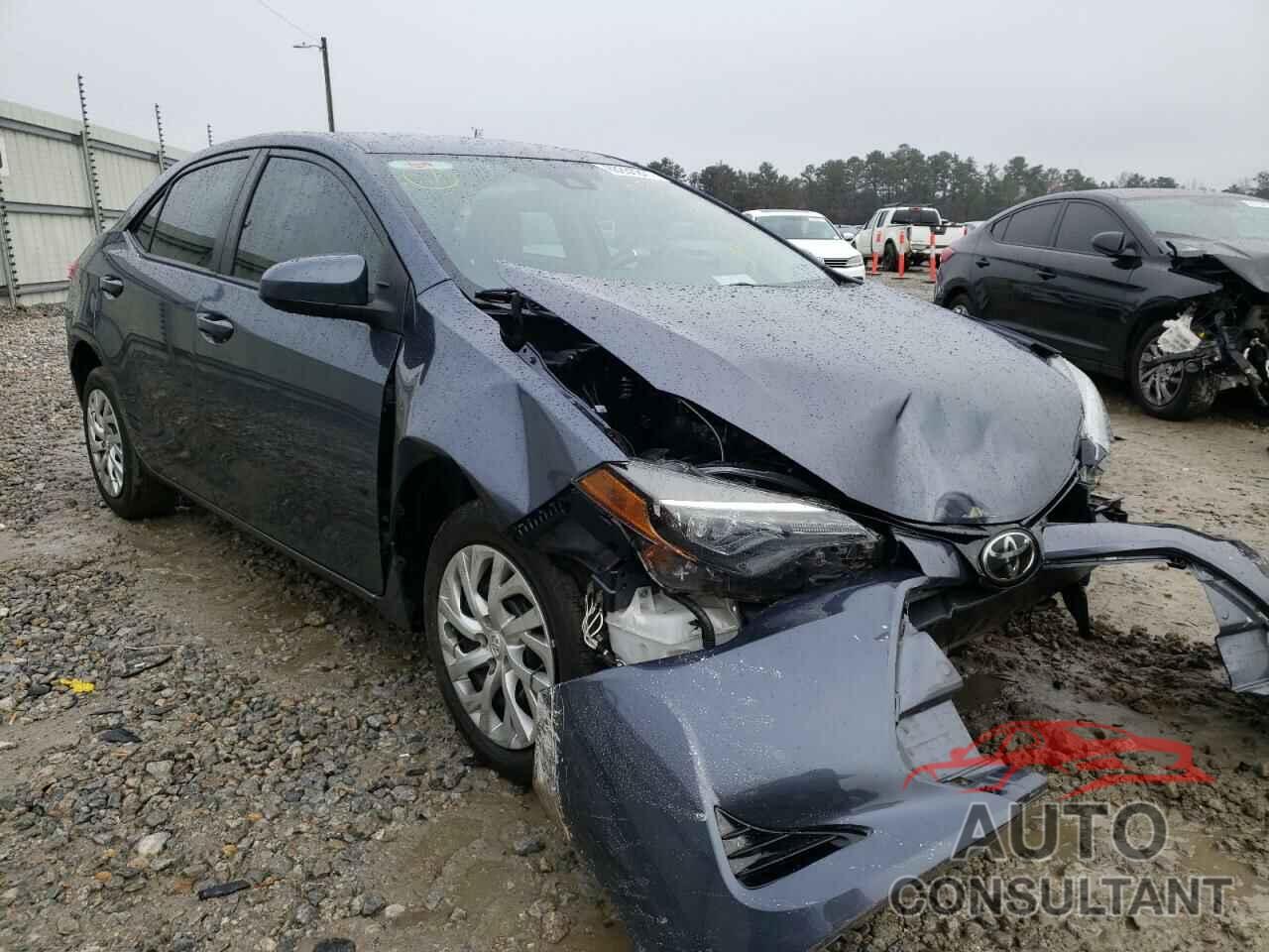TOYOTA COROLLA 2018 - 5YFBURHE9JP825933