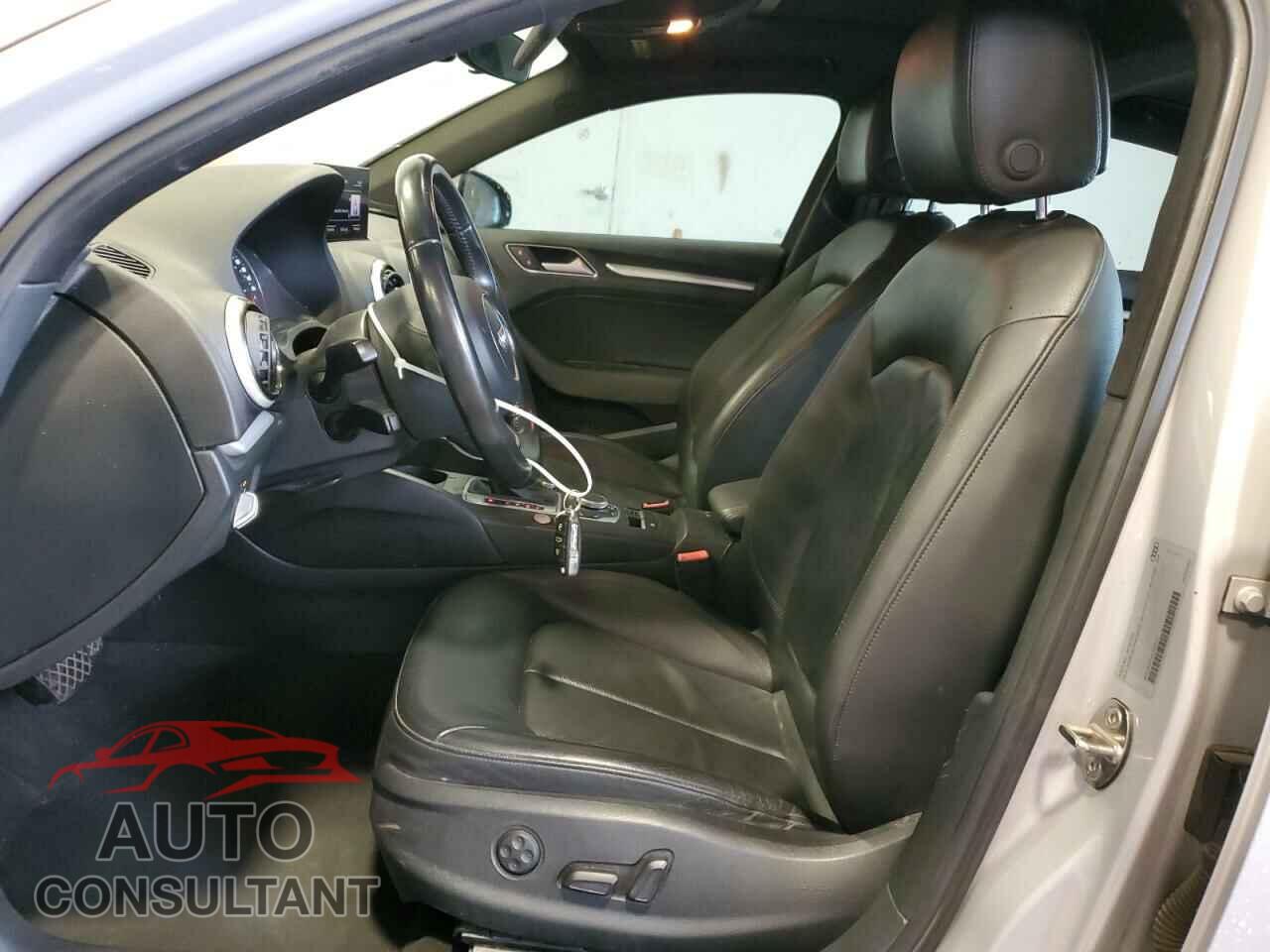 AUDI A3 2016 - WAUB8GFF6G1050277
