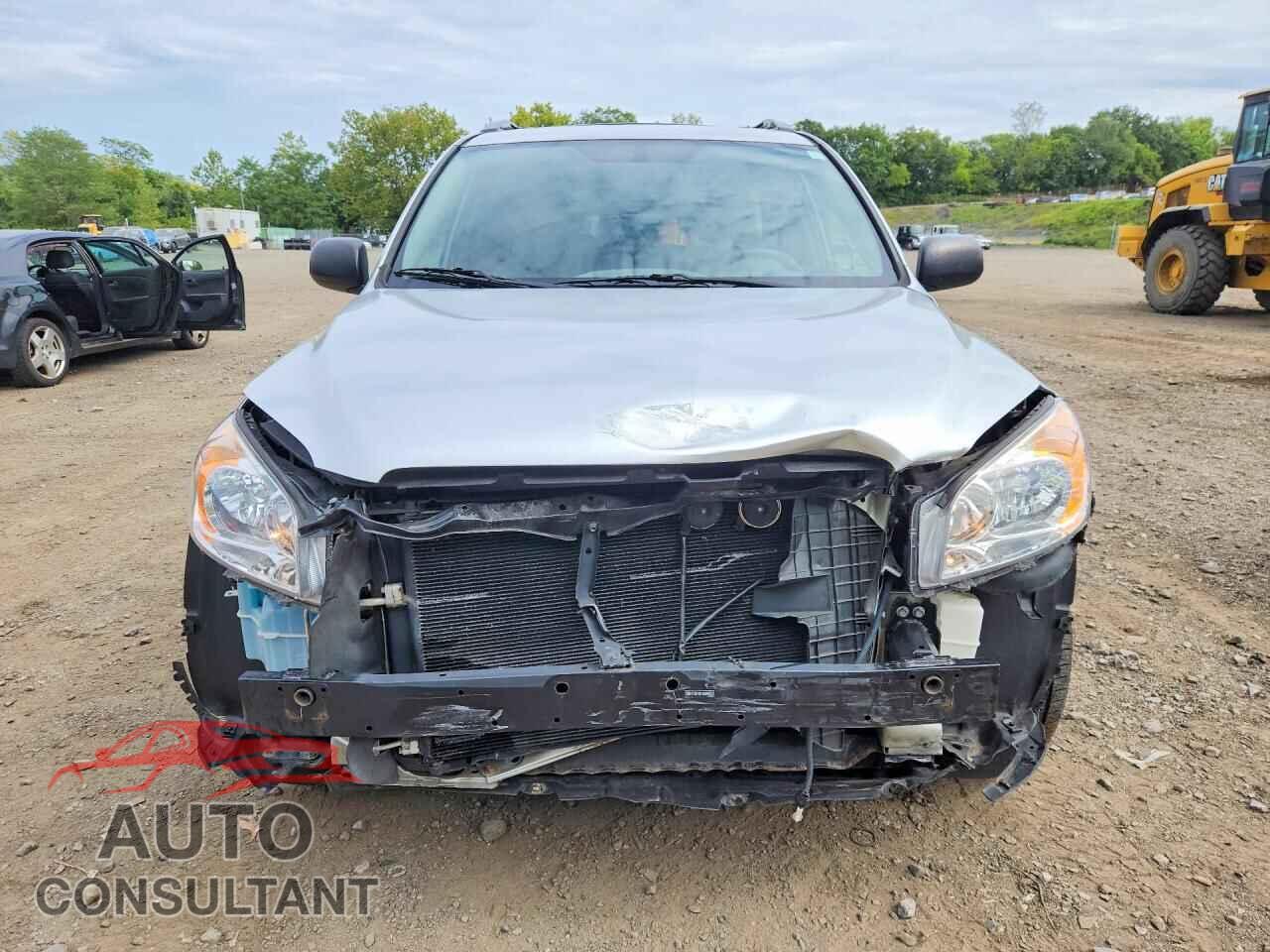 TOYOTA RAV4 2011 - 2T3BF4DV1BW090522