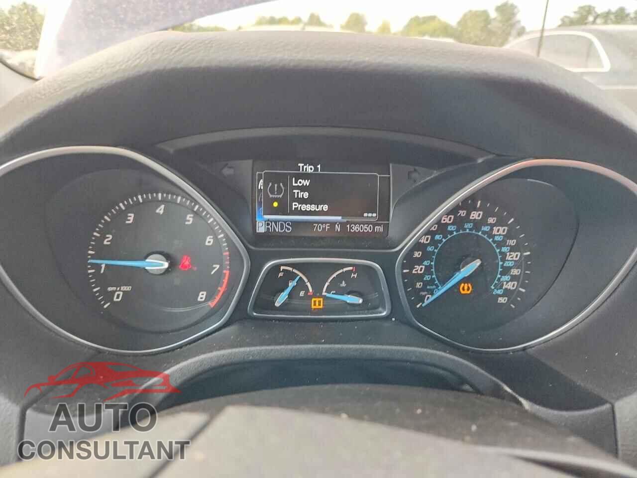 FORD FOCUS 2012 - 1FAHP3N23CL390899