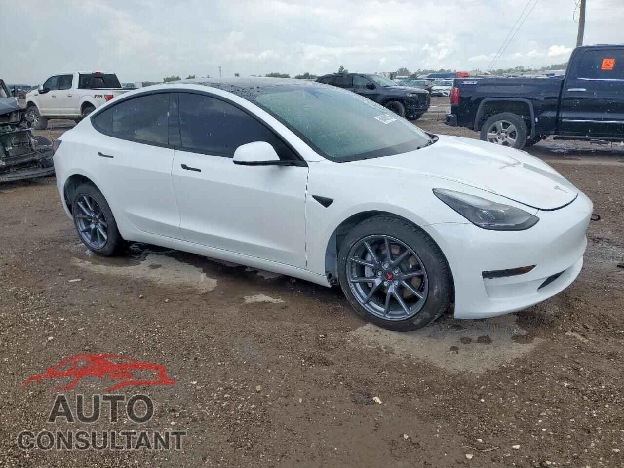 TESLA MODEL 3 2023 - 5YJ3E1EA7PF572409
