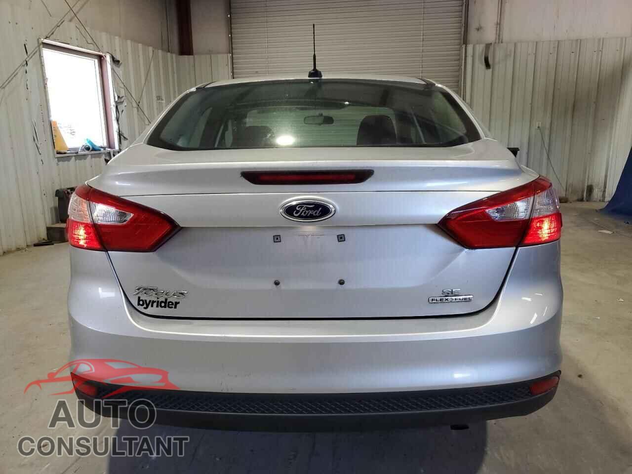 FORD FOCUS 2014 - 1FADP3F2XEL438771