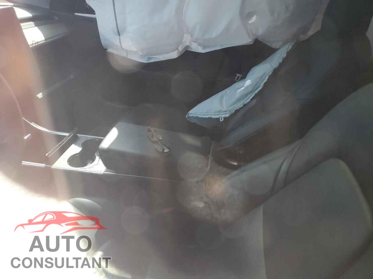 TESLA MODEL Y 2020 - 5YJYGDEF9LF050016
