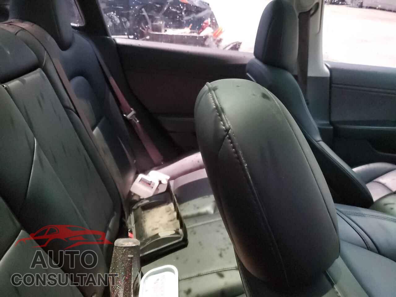 TESLA MODEL 3 2018 - 5YJ3E1EA3JF040212