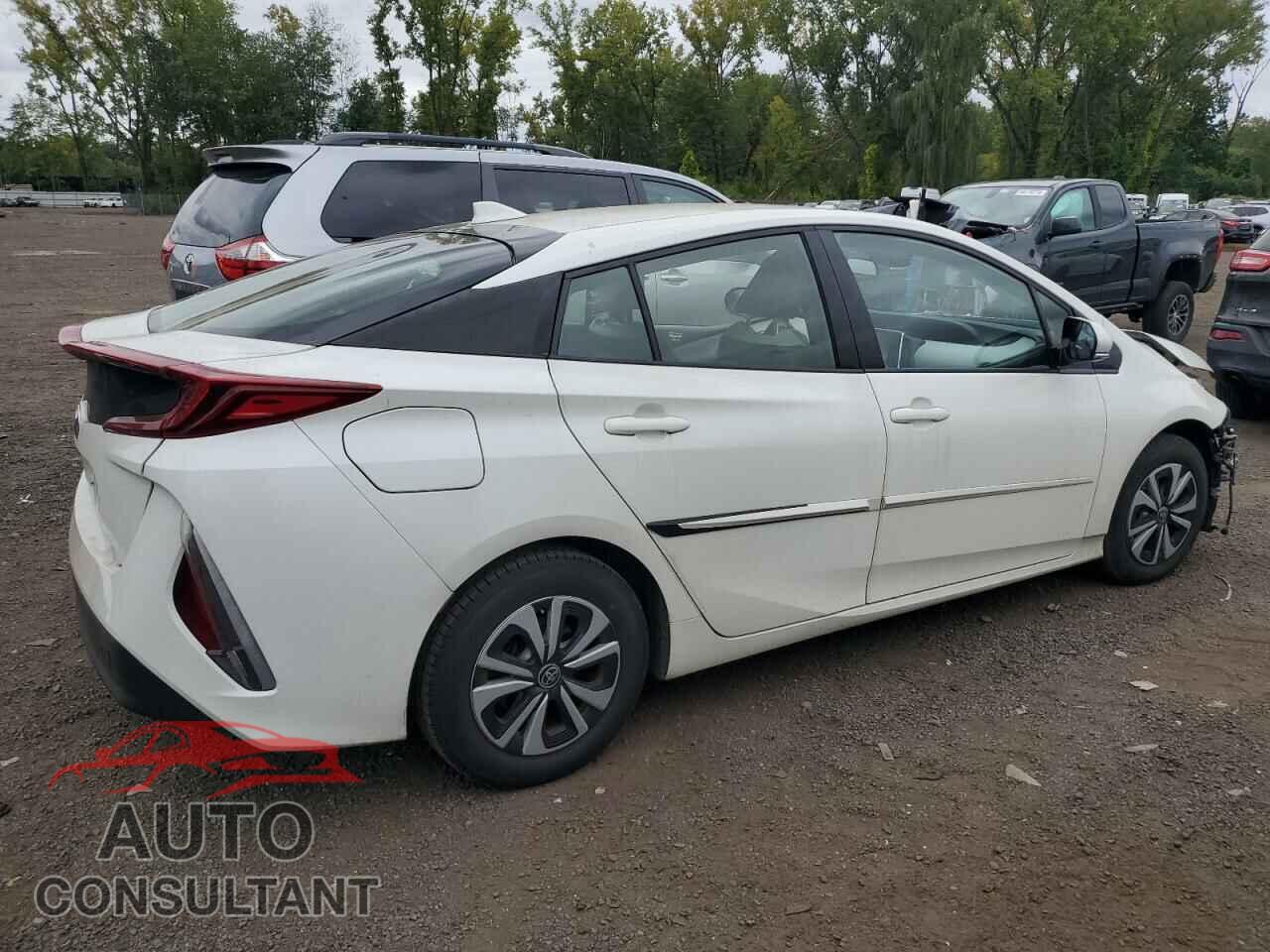 TOYOTA PRIUS 2017 - JTDKARFP0H3032925