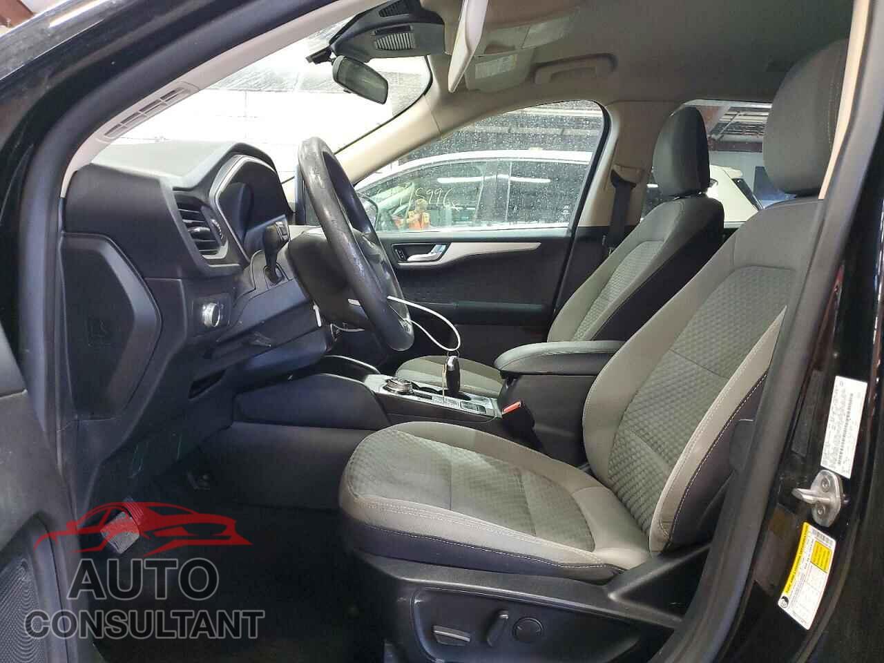 FORD ESCAPE 2020 - 1FMCU0G65LUA81565