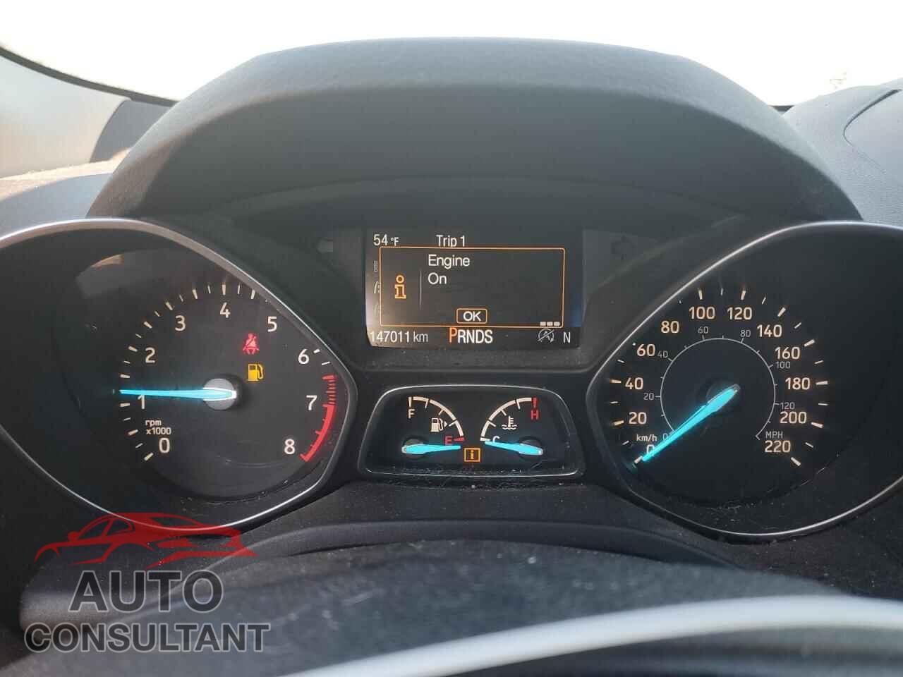 FORD ESCAPE 2017 - 1FMCU9G98HUC05463
