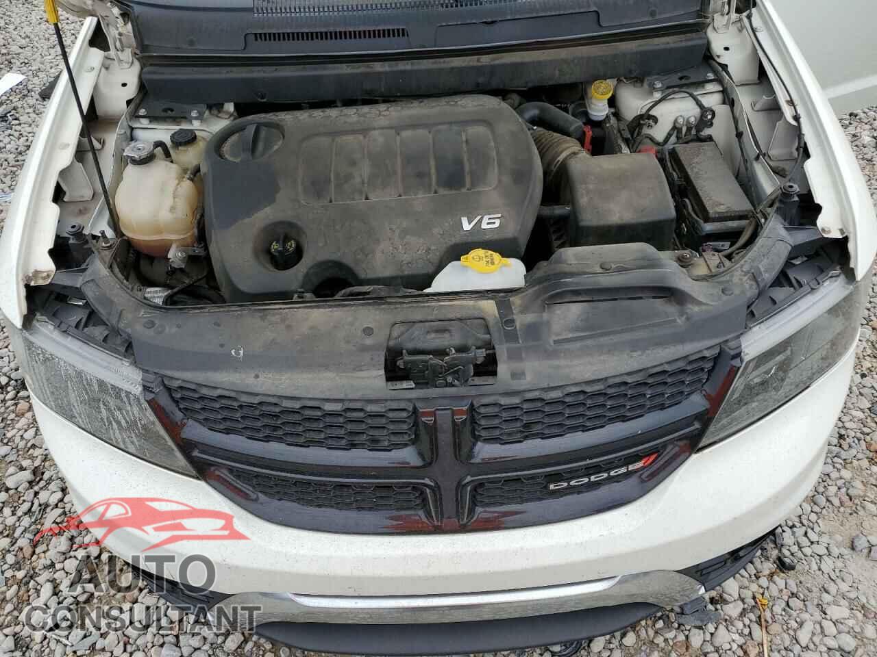 DODGE JOURNEY 2018 - 3C4PDCGG3JT140975