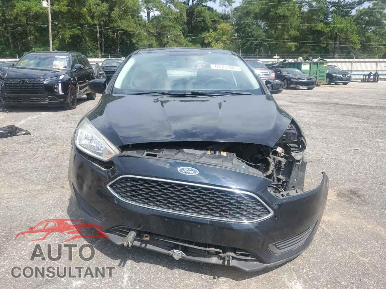 FORD FOCUS 2018 - 1FADP3FEXJL329358