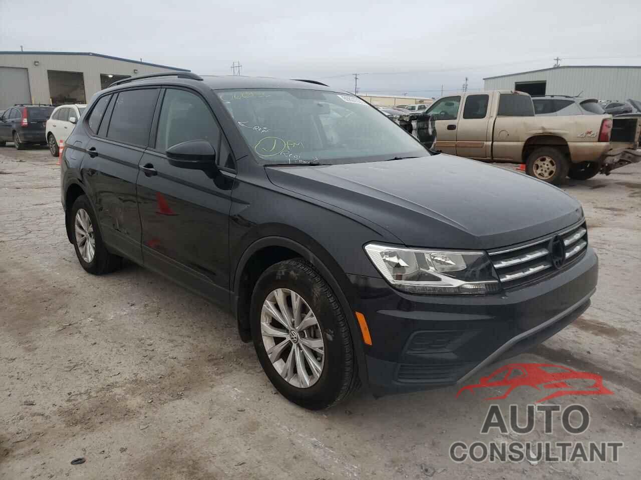 VOLKSWAGEN TIGUAN 2019 - 3VV0B7AX0KM066936