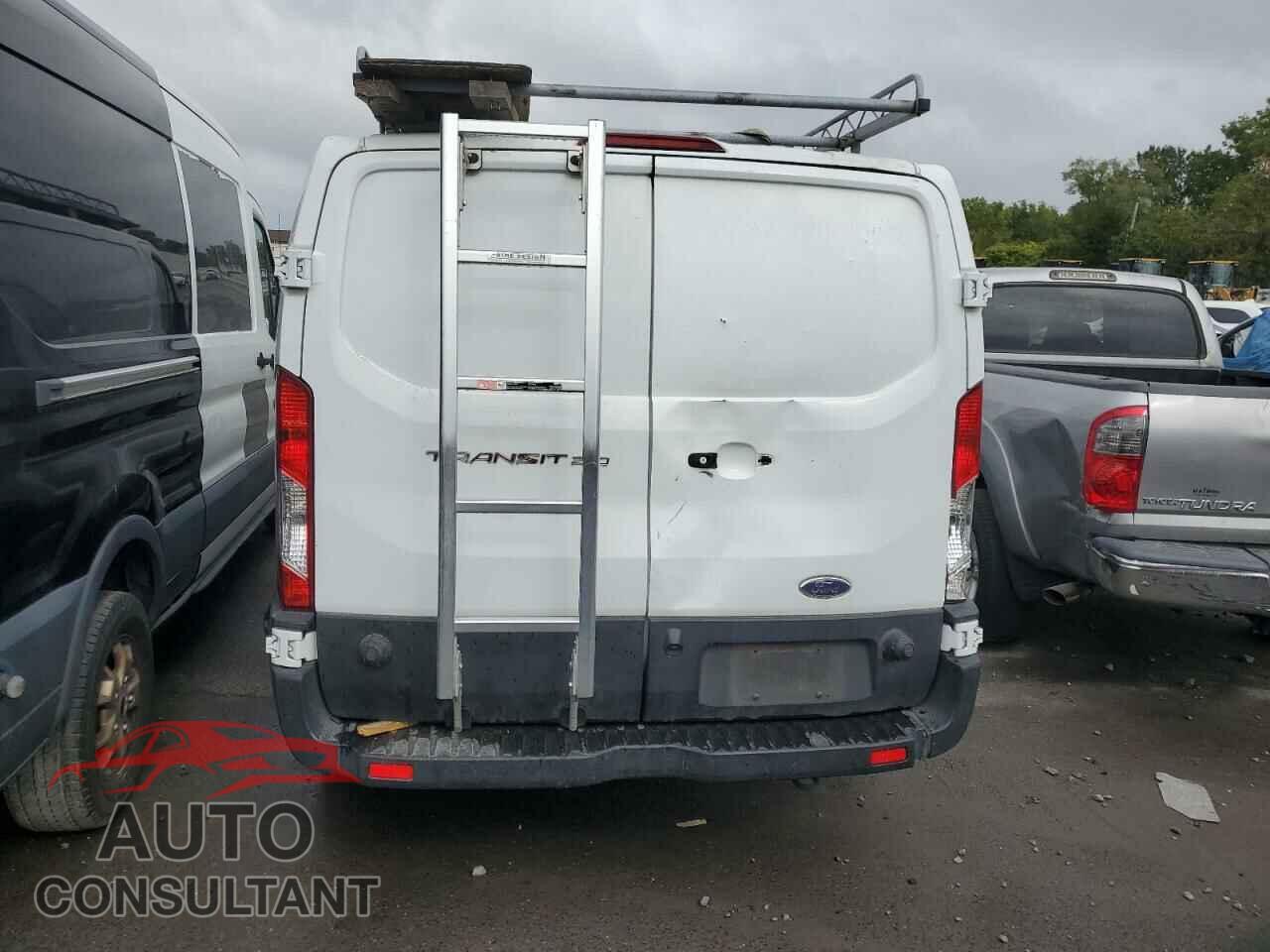 FORD TRANSIT 2019 - 1FTYR2ZM5KKB37985