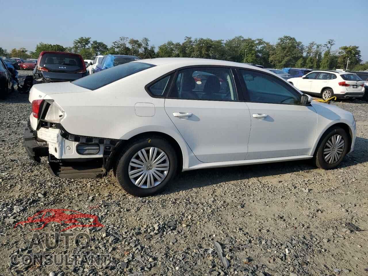 VOLKSWAGEN PASSAT 2015 - 1VWAT7A3XFC005451