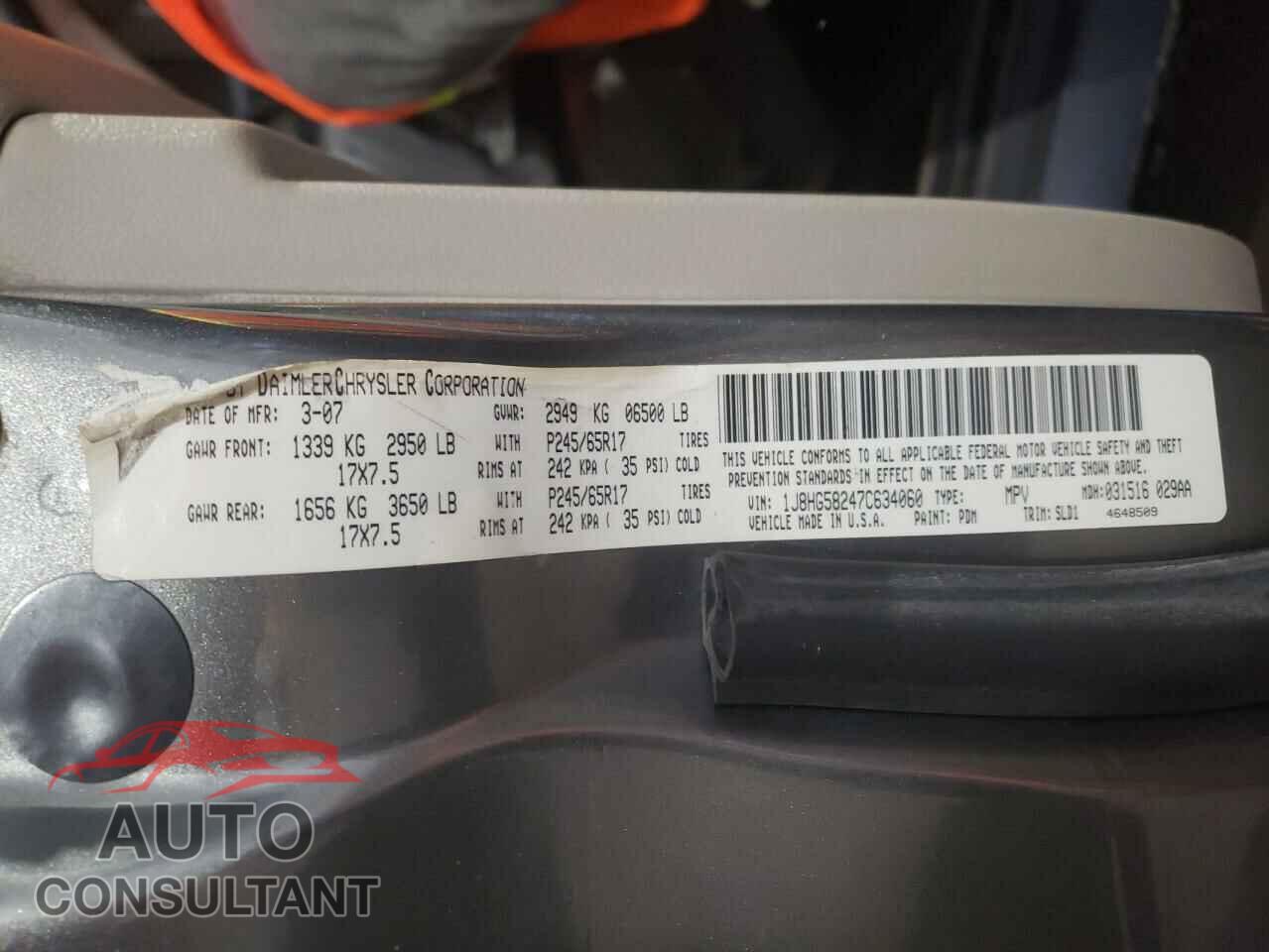 JEEP COMMANDER 2007 - 1J8HG58247C634060