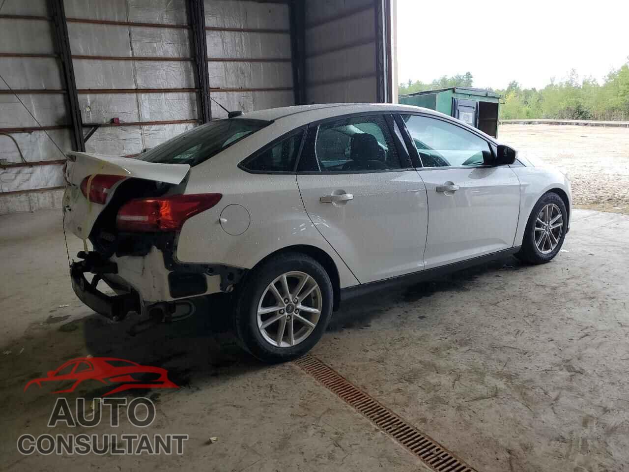 FORD FOCUS 2017 - 1FADP3F21HL250693