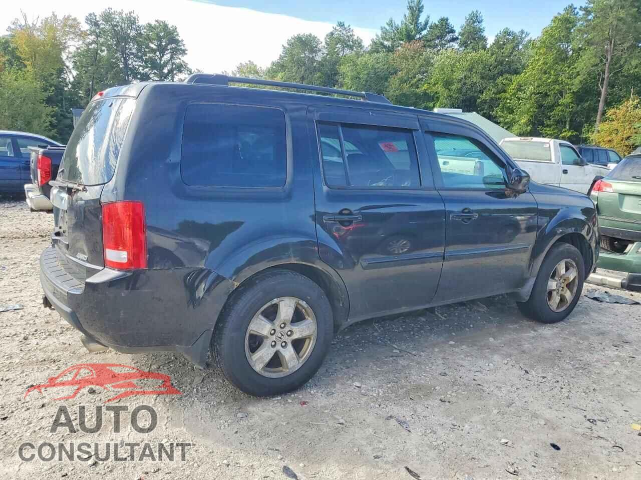 HONDA PILOT 2011 - 5FNYF4H5XBB072885
