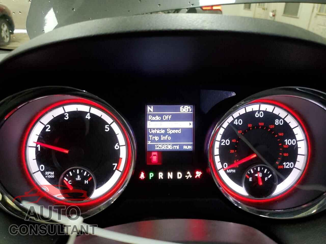 DODGE CARAVAN 2015 - 2C4RDGEG0FR555555