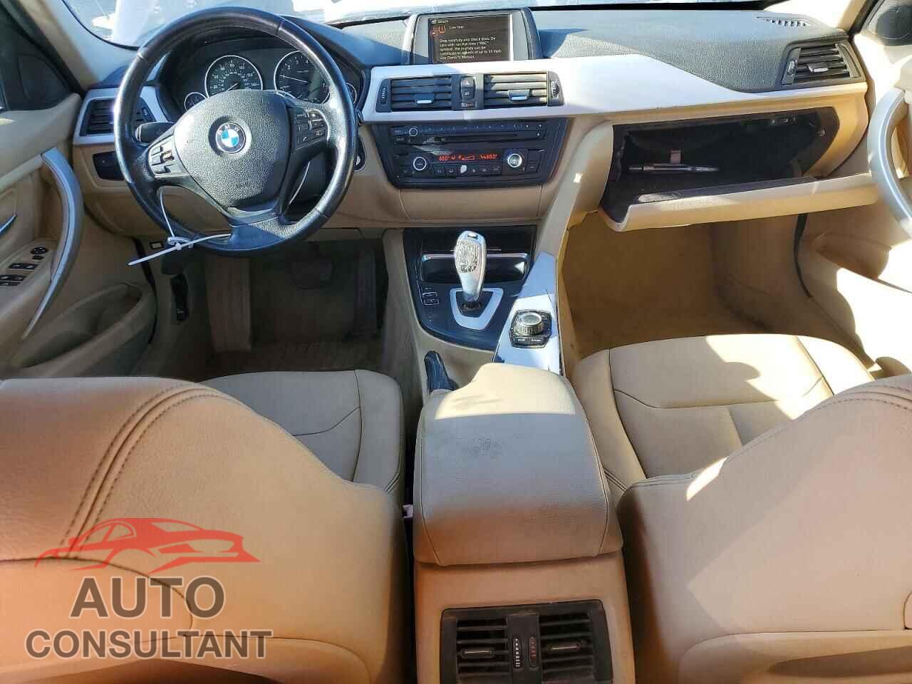 BMW 3 SERIES 2014 - WBA3B1C55EPV79566
