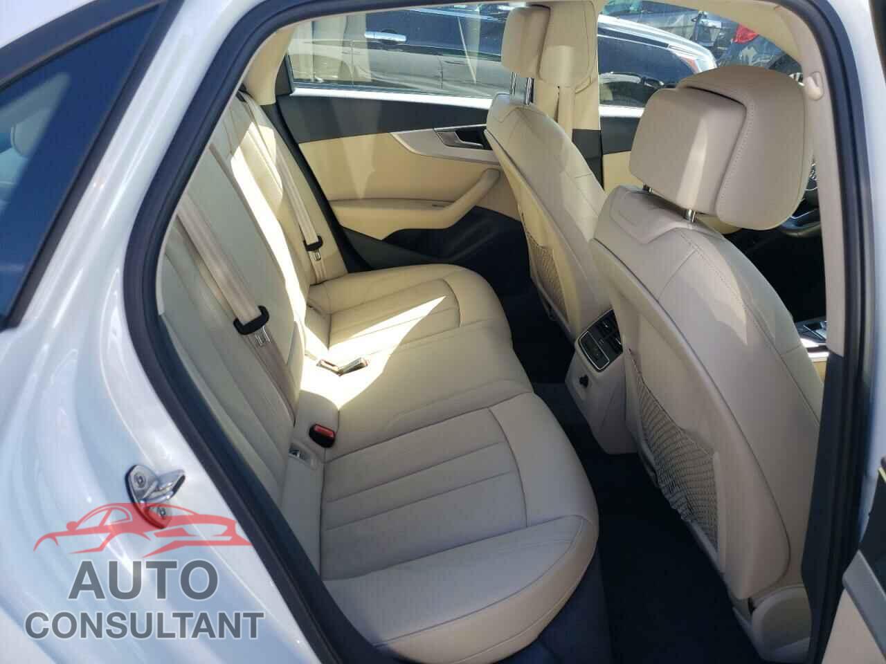 AUDI A4 2018 - WAUDNAF42JA130924